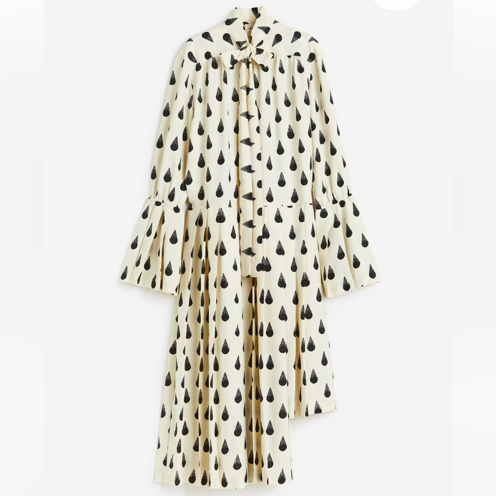 Brand New- Printed Pleated Dress